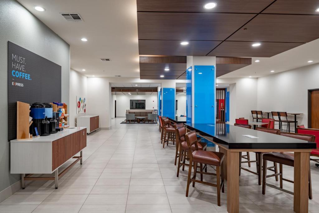 Holiday Inn Express & Suites N Waco Area - West By Ihg Luaran gambar